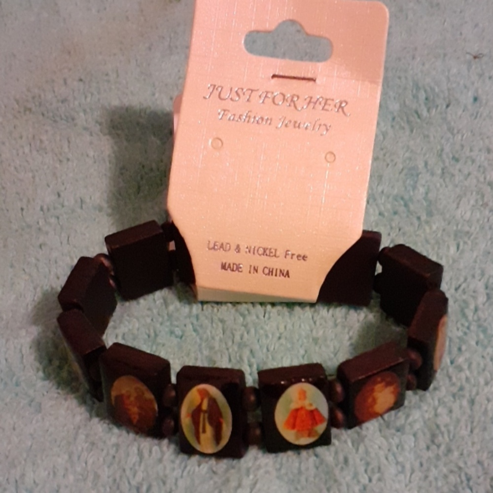 Bracelet - Picture 2 of 3